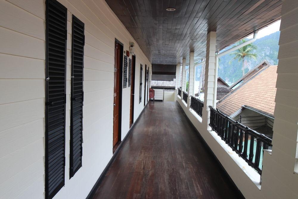 Phi Phi Inn Exterior photo
